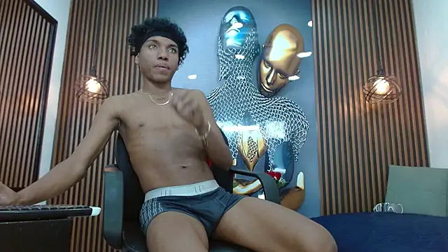 AlessandroBlack_ webcam