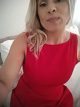 thayany live cam on StripChat