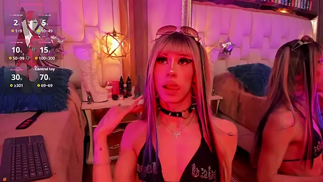 Foxxy_Doll webcam