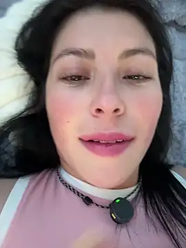 GiuliaBianchi live cam on StripChat