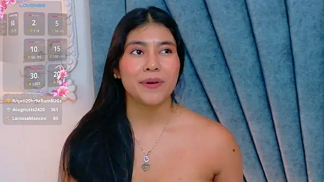 Leandra-Johnson live cam on StripChat