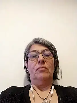 nocturnewhisper webcam