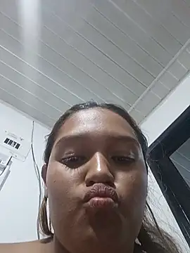 Stefanylovers26 live cam on StripChat