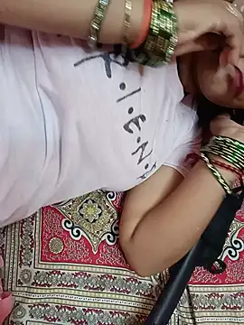 Shagun-Mishra live cam on StripChat