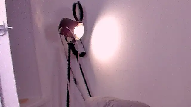 _chia_chia live cam on StripChat