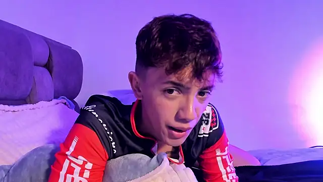 Timothy_ros live cam on StripChat