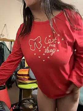 latinfemale live cam on StripChat