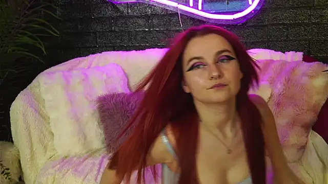 CherrySin live cam on StripChat