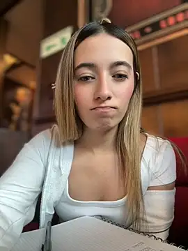 kloe__t18 webcam