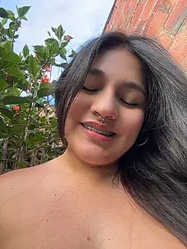 emily_gomezz (F young) - Lush in ass +control 5 min