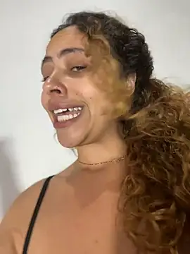 Chloe_Leaozinho 😇 free cam