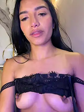 alinaargii - AlinaArgii's free webcam - UK Sex Cams