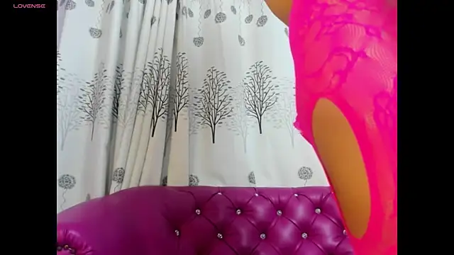 valery-hott-gb webcam