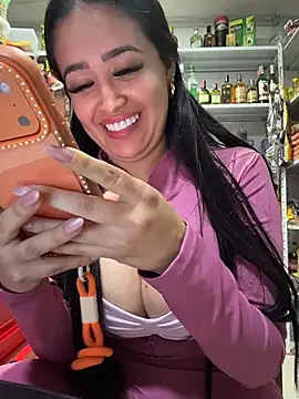 Sara_fun live sex cam