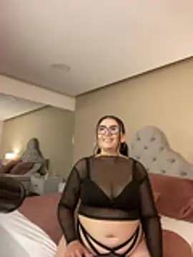 AlmaraRouge webcam