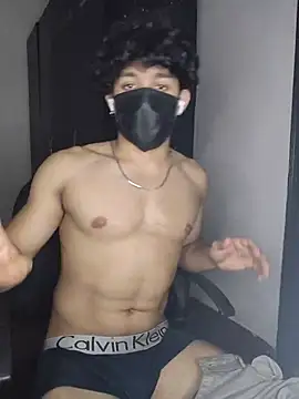 roxiii_ live cam on StripChat