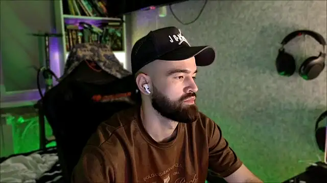 _Serious_Man live cam on StripChat