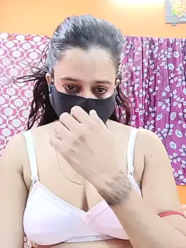 Hotpuja25 webcam