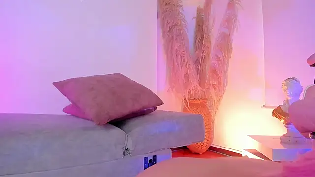 Amelie_Wine webcam