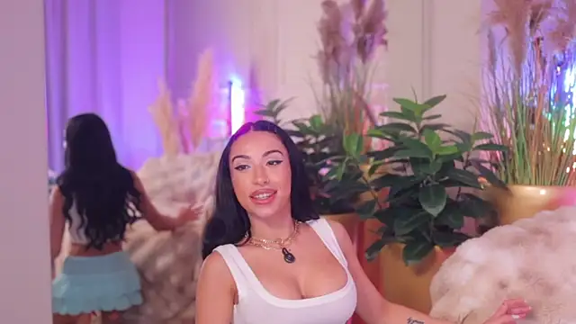 Anais_Bloom webcam