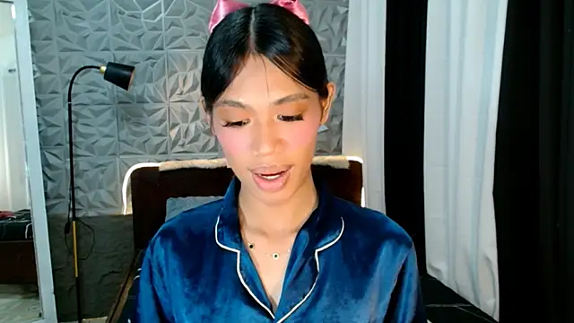 Velvet_Aurora webcam