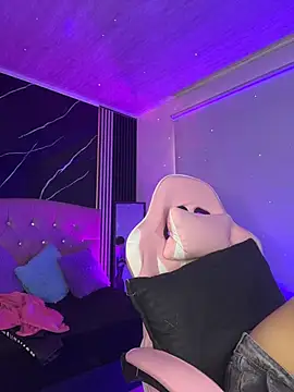 Ady_18 webcam
