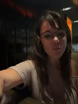 BaileyMFox webcam