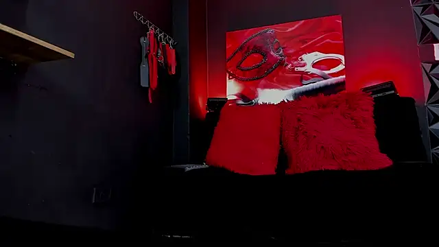 LeahStones webcam