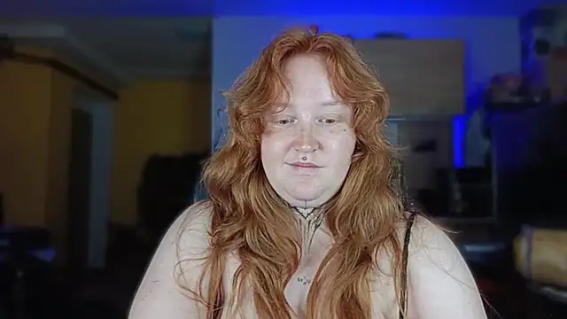 CURVYSAKURA webcam