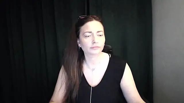 NoraMilf webcam