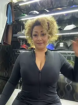 Katti_Barrera webcam