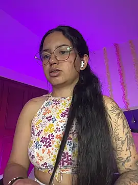 Rosita_forever_ live cam on StripChat