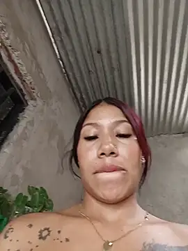 Rous-squir live cam on StripChat