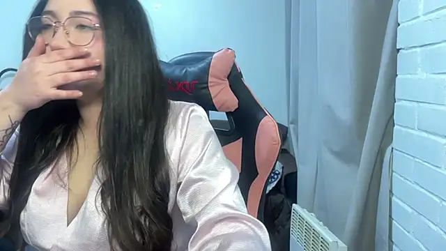 valentinauwu webcam