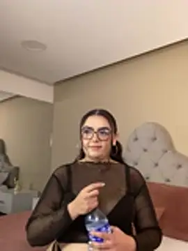 AlmaraRouge webcam