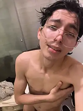 Twink_Sebas7 webcam