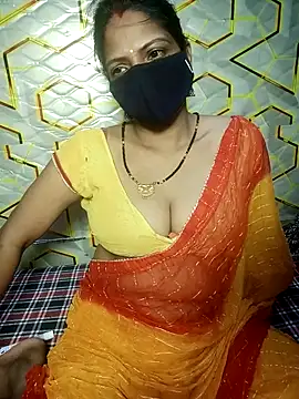 Juli_80 live cam on StripChat