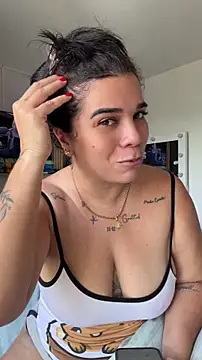Siri_Luxx webcam