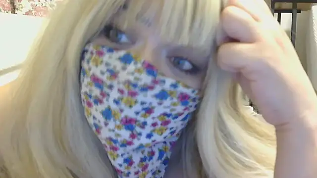 35egelihatun live cam on StripChat