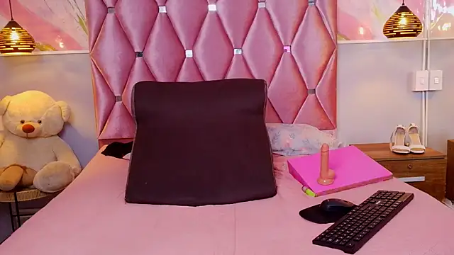 TIFFANY_EVANS_ webcam