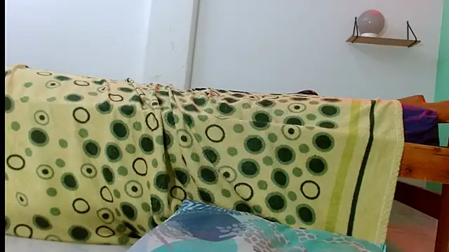 alondra18nice webcam