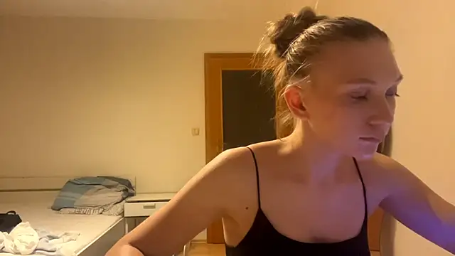 urcutiebunnyyy webcam