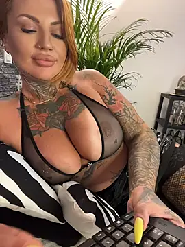 krysstal003 webcam