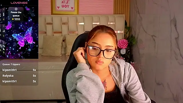 veronicaa_s live cam on StripChat