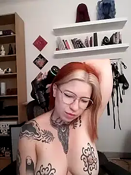 divine_eve webcam