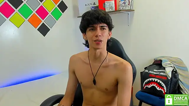AmethystShadow17 webcam