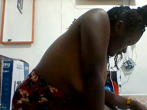 sexyslyy webcam
