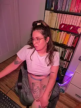 Rosiepussy69 webcam