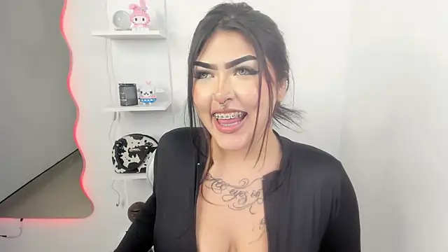 hollycute__ webcam