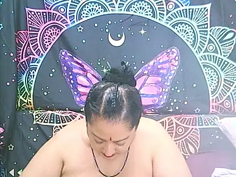 matureindian live cam on StripChat